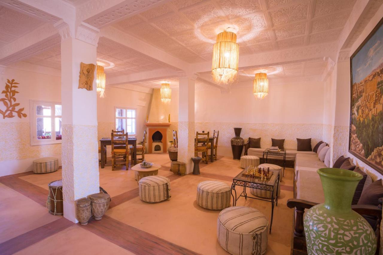 Riad Tumast Ait Slimane Exterior photo